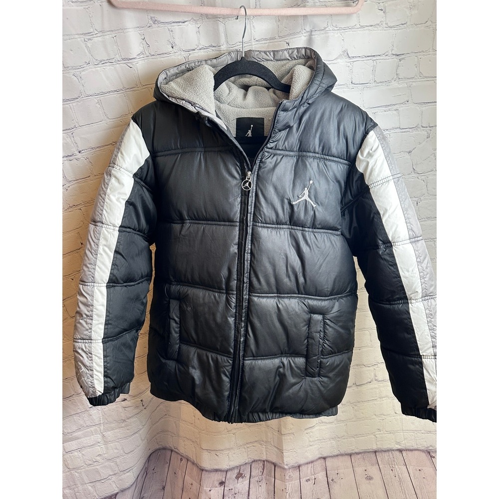Jordan Puffer Jacket Winter Coat Full Zip Padded Black Gray Size L